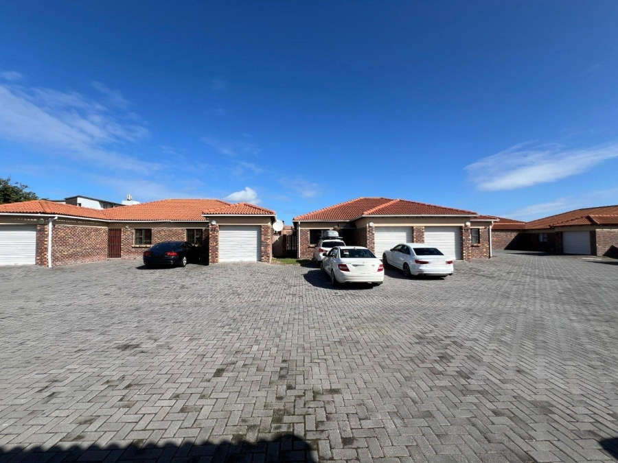 To Let 3 Bedroom Property for Rent in Humewood Eastern Cape